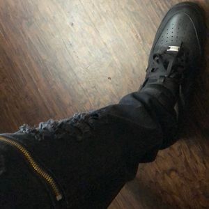 Meet your Posher, Tyrone